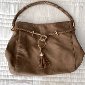 Cute EST 1946 Purse 👜